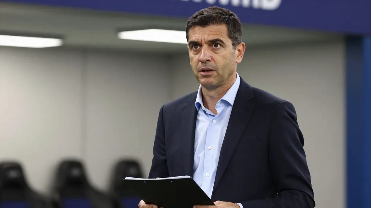 Óscar Carazo Manzano asume la dirección deportiva de la cantera del Rayo Vallecano, llegando del Betis para encarar un...