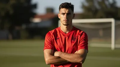 El centrocampista senegalés Pathé Ciss se negó a entrenar para forzar su salida del Rayo, que insiste en su cláusula de...
