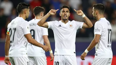 Rayo Vallecano and Alaves drew 1-1 at the Estadio Municipal de Butarque, with Sergio Camello scoring for Rayo Vallecano