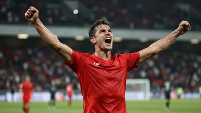 Sergio Camello scored twice and provided an assist as Rayo Vallecano overcame Racing de Santander in a vibrant LaLiga...
